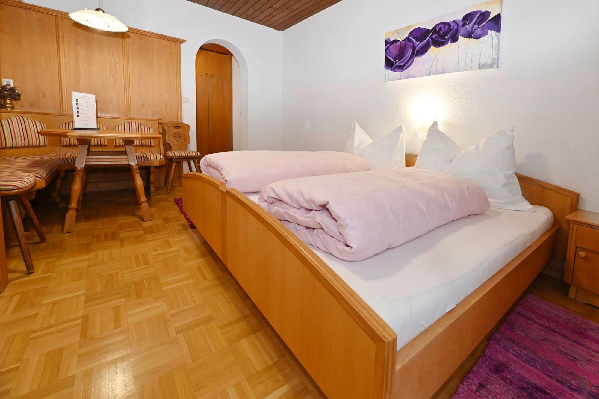 Gaestehaus Rundblick Schruns ภายนอก รูปภาพ
