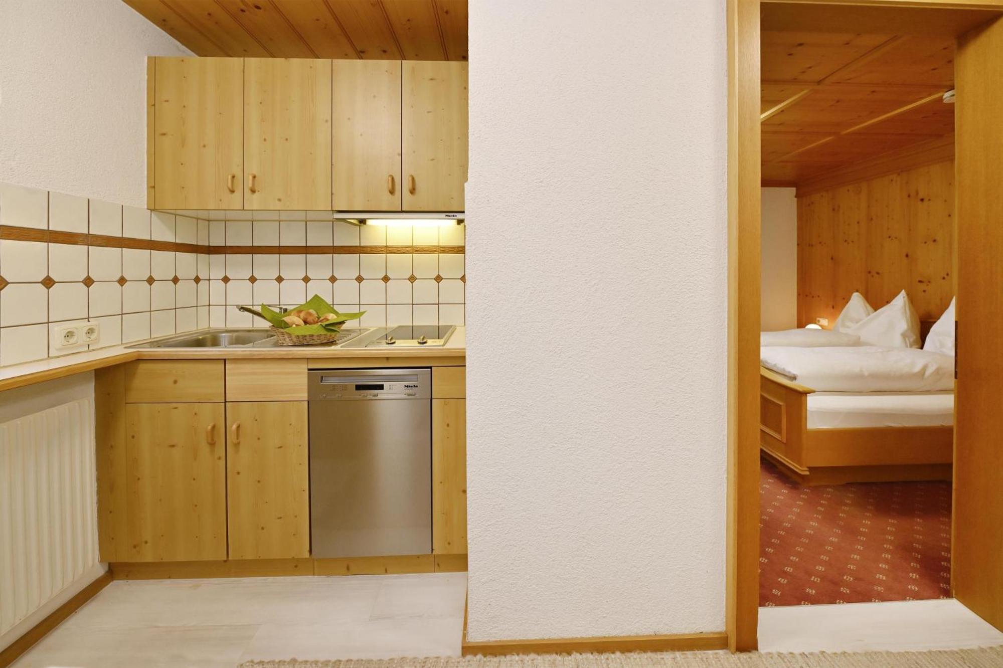 Gaestehaus Rundblick Schruns ภายนอก รูปภาพ